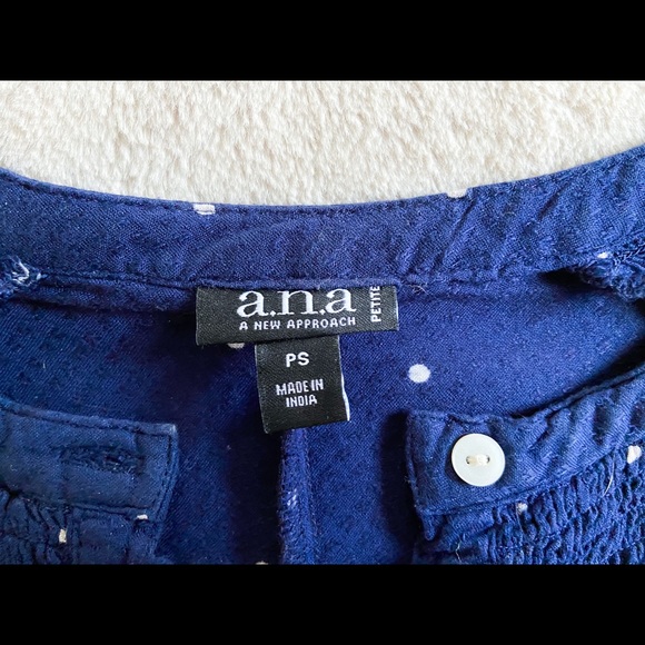 Peasant Style Top - Picture 3 of 3